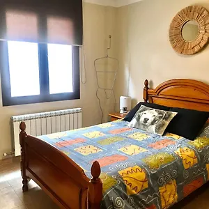 https://apartament-amb-parking-privat-a-st-joan-de-les-abadesses.catalonia-hotels.com