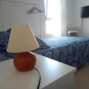  Habitación en casa particular Habitación Económica Y Acogedora A 10' De Cádiz