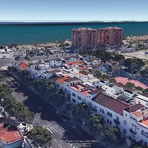 https://paseo-maritimo-de-poniente.hotelsinnerja.org